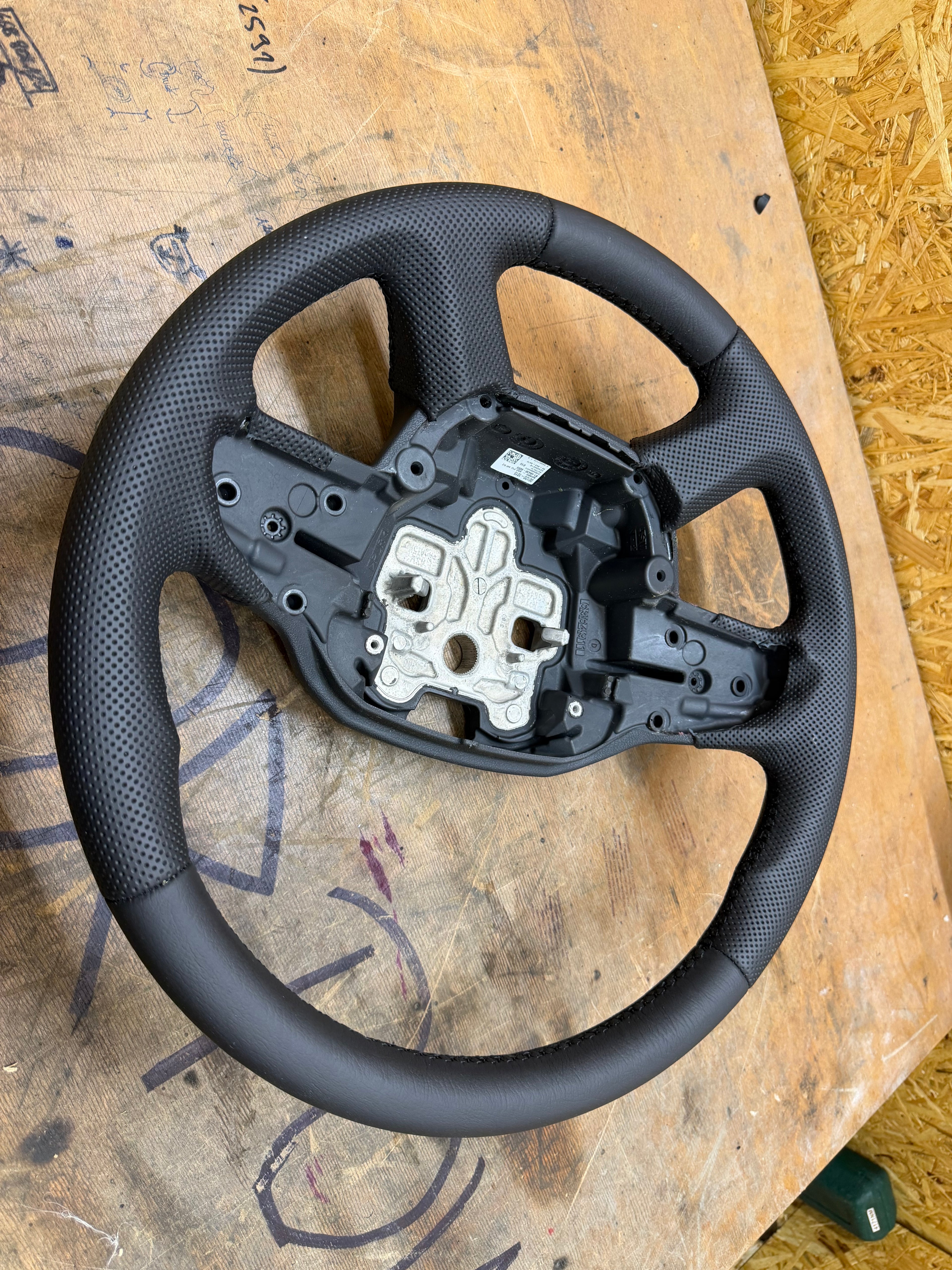 MAN TGX TG3 Leder Lenkrad Neu Bezogen