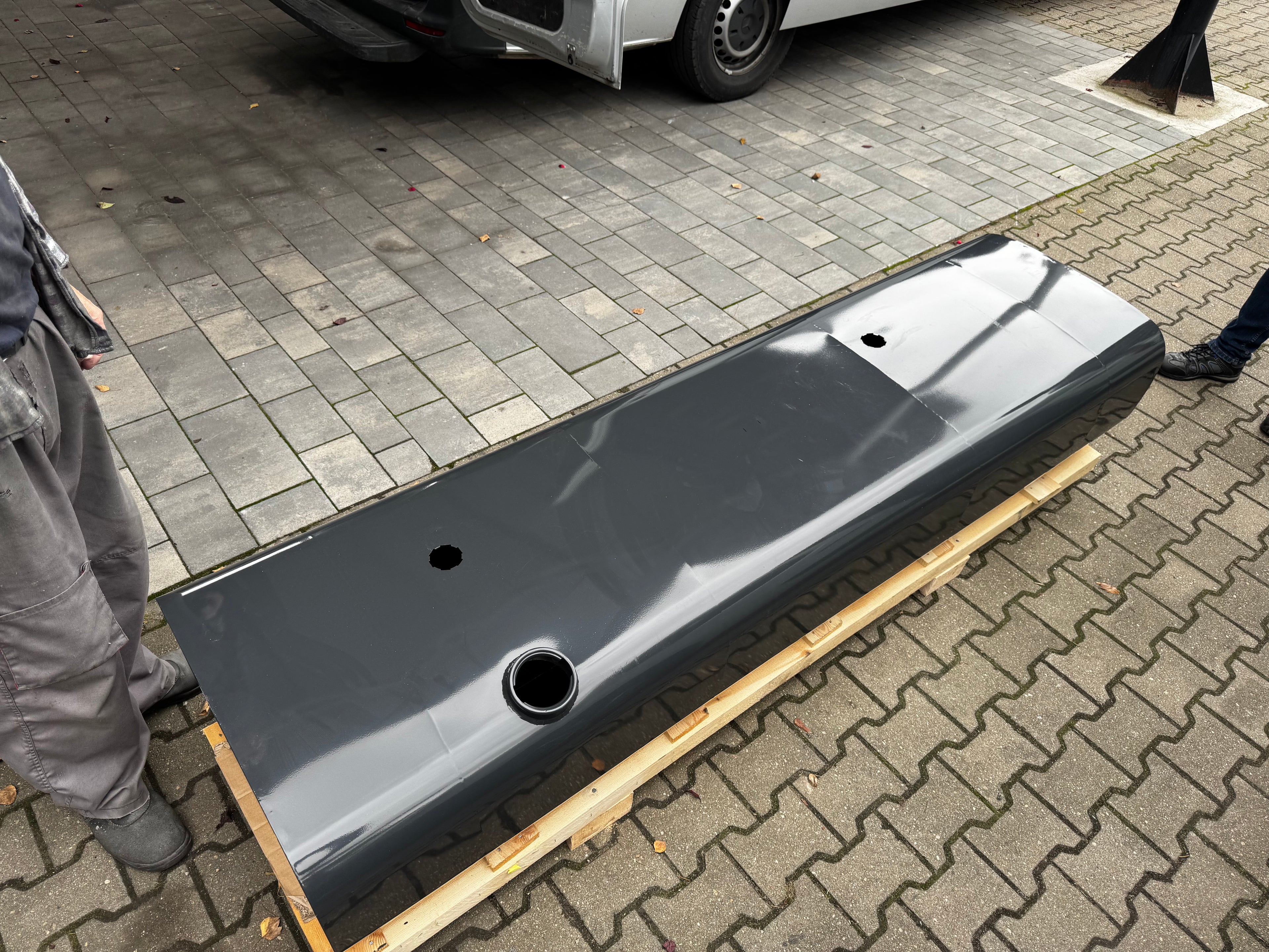 MAN DIESELTANK AUS ALUMINIUM 220x35x61,5