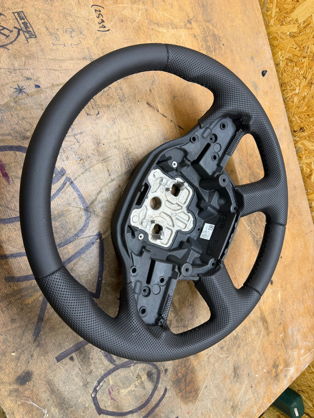 MAN TGX TG3 Leder Lenkrad Neu Bezogen